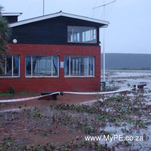 Redhouse Yacht Club