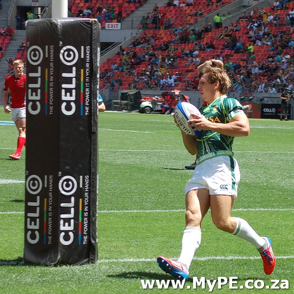 Kwagga Smith scores his debut try for the Springbok Sevens.
