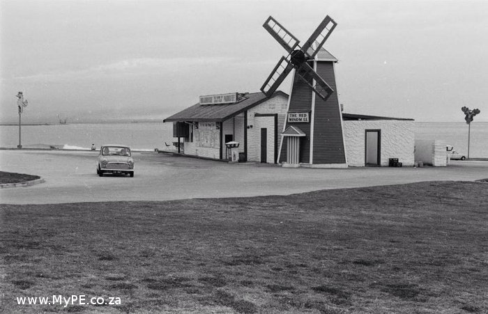 Red Windmill Roadhouse