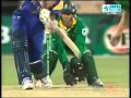 Hilarious Stuff - Shaun Pollock Hugs Aleem Dar - Super Funny