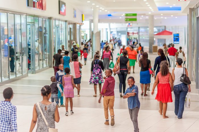 BT-Ngebs-Shoppers-2