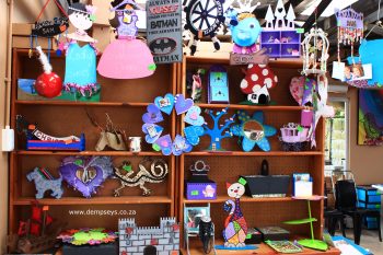 Examples of amazing crafts that can be made at "a peace of art"
