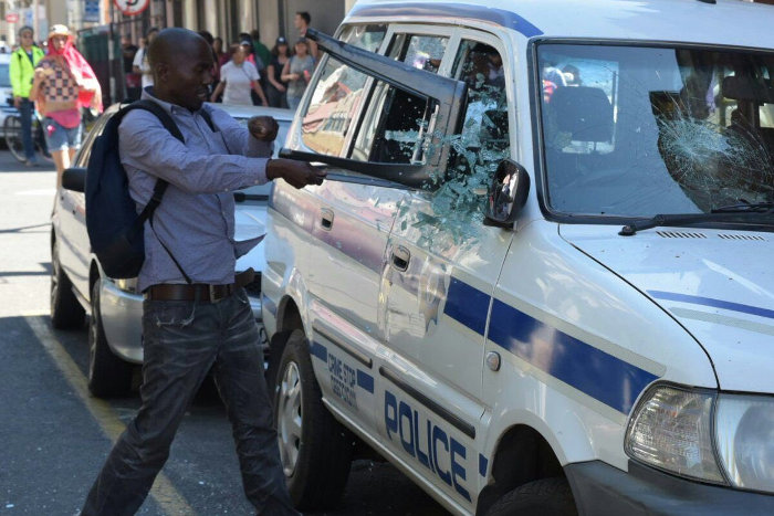 #feesmustfall saps vehicle smashed