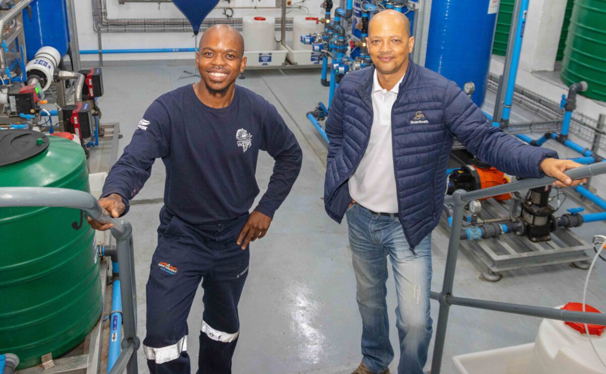 Unathi Melani and Boardwalk's Operations Duty Manger Ettienne Bester