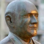 FW De Klerk Statue Cape Town