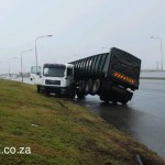 An articulated truck having a direction confusion moment on the N2 past the North End prison.